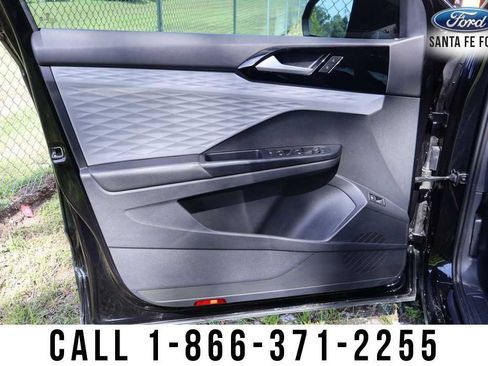 Used 2023 Volkswagen Taos S FWD image 10