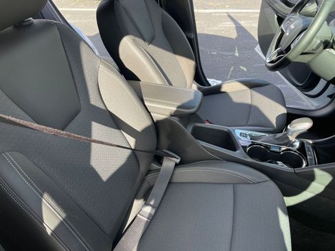 Used 2025 Buick Encore GX Preferred image 30