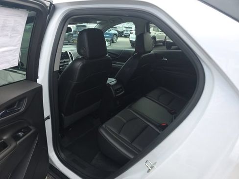 Used 2024 Chevrolet Equinox Premier AWD/4WD image 27