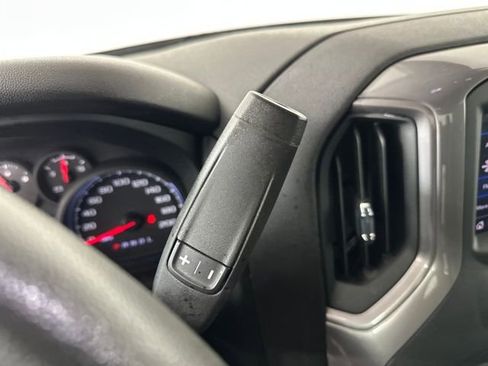 Used 2023 Chevrolet Silverado 1500 Custom image 19
