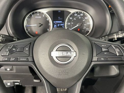 New 2025 Nissan Kicks Play S image 23