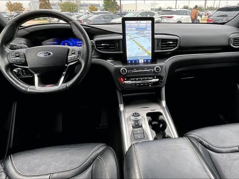 Used 2020 Ford Explorer ST w/ Premium Technology Package image 15