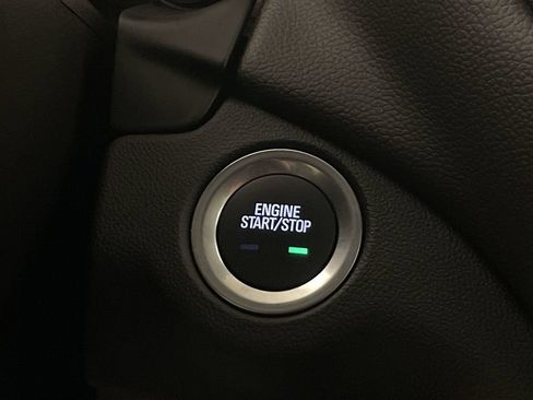 Used 2024 Chevrolet Equinox LT AWD/4WD image 10
