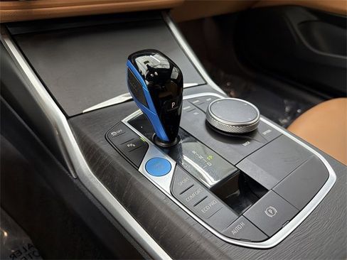 Used 2023 BMW i4 eDrive40 w/ Premium Package image 29