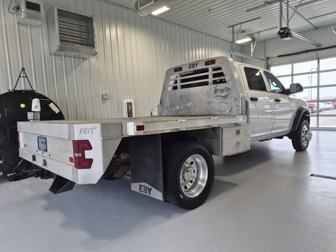 Used 2021 RAM 5500 Tradesman w/ Chrome Appearance Group AWD/4WD image 3