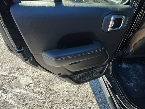 Used 2020 Jeep Wrangler Unlimited Rubicon image 22