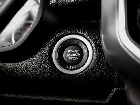 Used 2024 RAM 2500 Big Horn AWD/4WD image 20