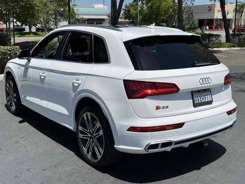 Used 2018 Audi SQ5 Prestige w/ Prestige Package image 2