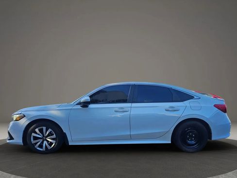 Used 2022 Honda Civic LX image 2