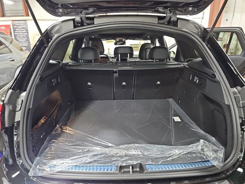 New 2026 Mercedes-Benz GLC 300 image 13