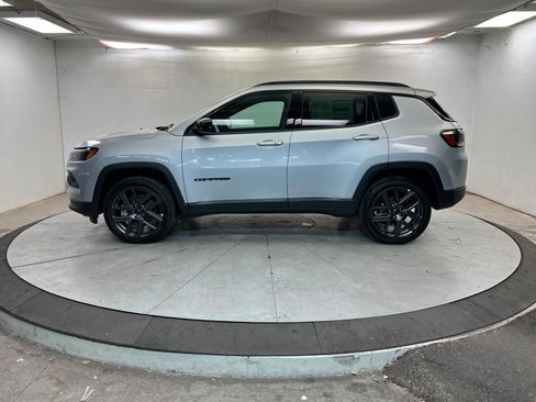 New 2026 Jeep Compass Latitude AWD/4WD image 2