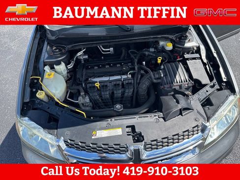 Used 2012 Dodge Avenger SE FWD image 29
