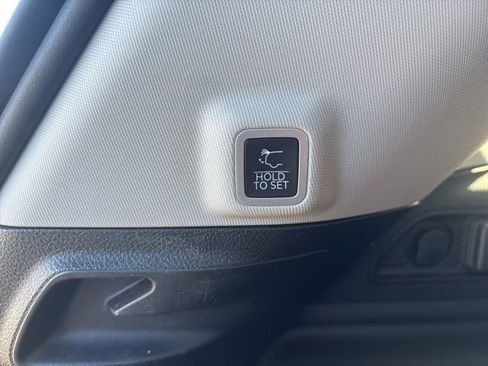 Used 2023 Jeep Grand Cherokee 30th Anniversary image 21