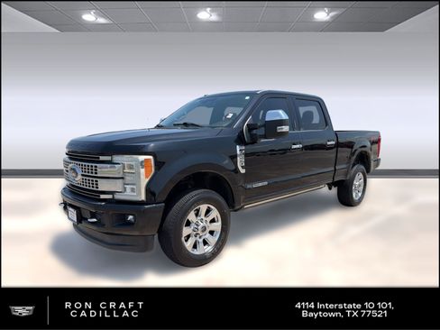 Used 2017 Ford F250 Platinum w/ Platinum Ultimate Package AWD/4WD image 1