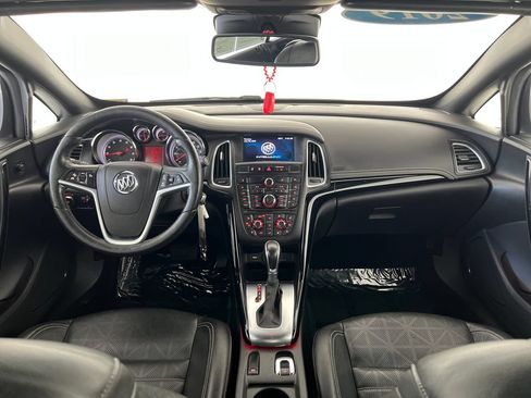 Used 2019 Buick Cascada Premium FWD image 14