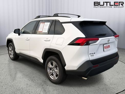 Certified 2025 Toyota RAV4 XLE w/ Convenience Package FWD image 4