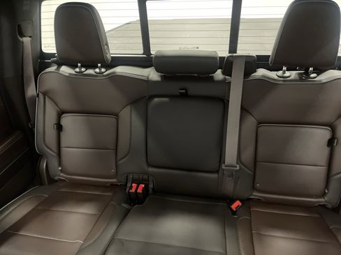 Used 2024 GMC Sierra 1500 Denali AWD/4WD image 15