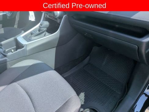 Certified 2025 Toyota RAV4 LE AWD/4WD image 28