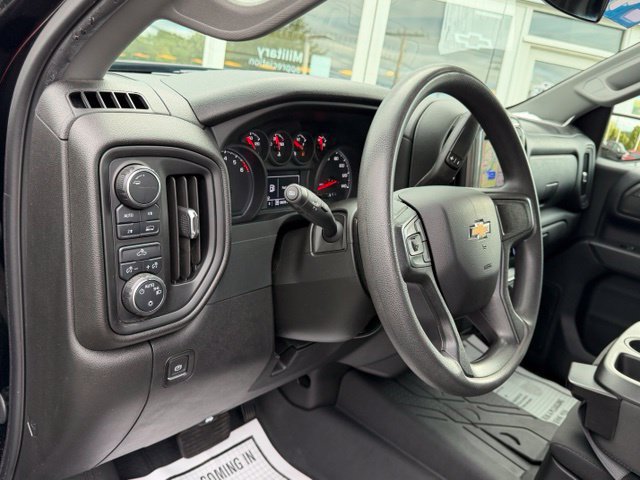 Certified 2024 Chevrolet Silverado 1500 Custom w/ Turbomax Blackout Package AWD/4WD image 32