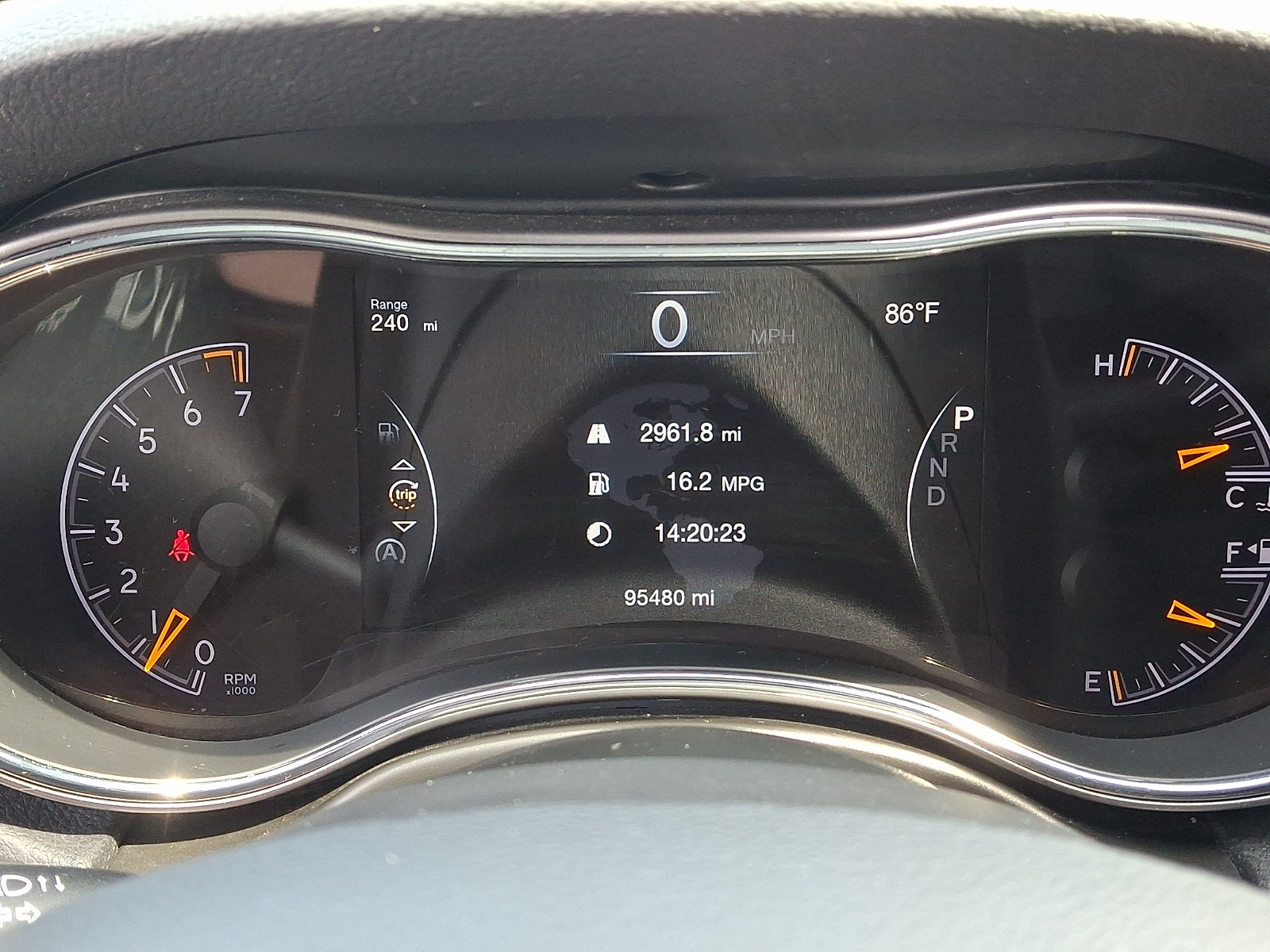Used 2022 Jeep Grand Cherokee Laredo E AWD/4WD image 19