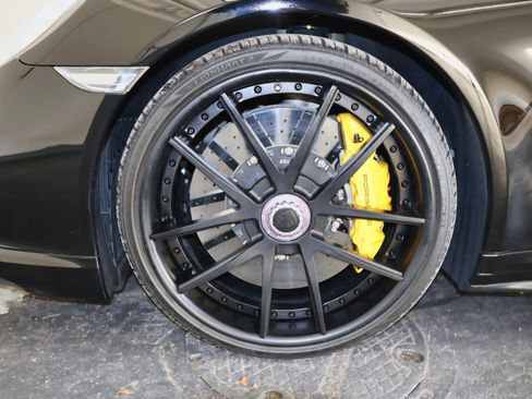 Used 2014 Porsche 911 Turbo S image 51