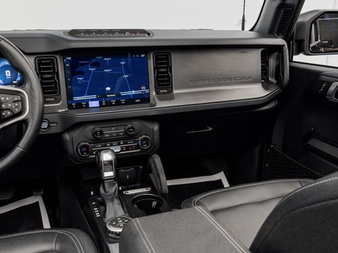 Used 2025 Ford Bronco Badlands AWD/4WD image 37