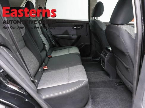 Used 2022 Nissan Rogue SV AWD/4WD image 23