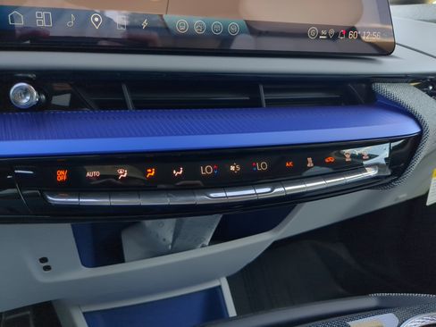 New 2026 Cadillac Optiq Luxury 1 image 25