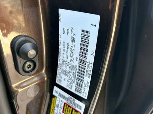 Used 2023 Toyota Sequoia Limited RWD image 10