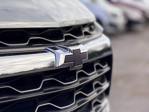 Used 2025 Chevrolet Blazer LT image 29