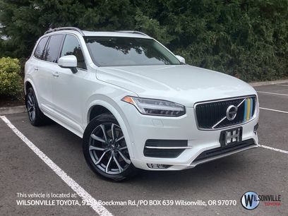 Used 2016 Volvo XC90 T6 Momentum w/ Momentum Plus Package