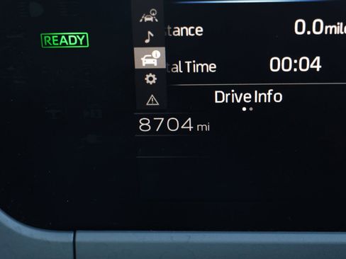 Used 2024 Toyota bZ4X XLE w/ Weather Package image 20