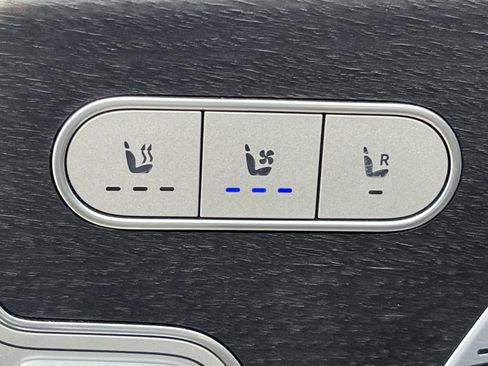 Used 2020 Mercedes-Benz GLE 350 4MATIC image 21