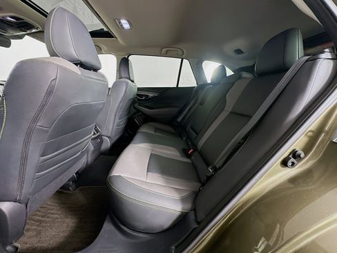 Used 2025 Subaru Outback Onyx Edition image 27
