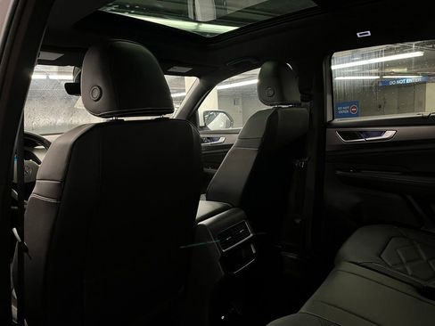 New 2026 Volkswagen Atlas Cross Sport SE AWD/4WD image 25