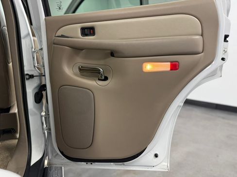 Used 2003 GMC Yukon Denali AWD/4WD image 28