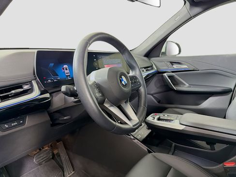 Used 2025 BMW X1 xDrive28i image 10