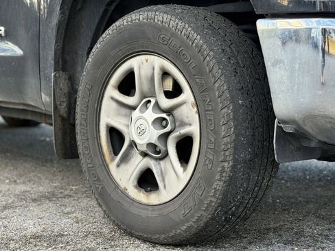 Used 2017 Toyota Tundra SR5 image 13