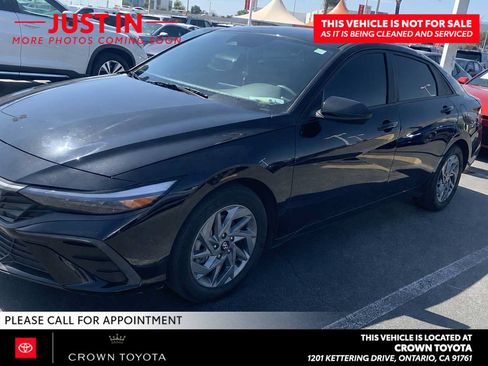 Used 2024 Hyundai Elantra SEL FWD image 1