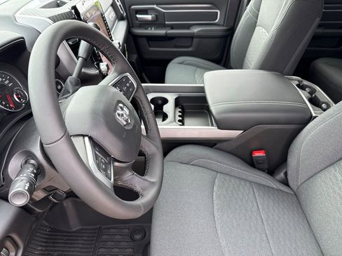 New 2026 RAM 2500 Big Horn AWD/4WD image 19