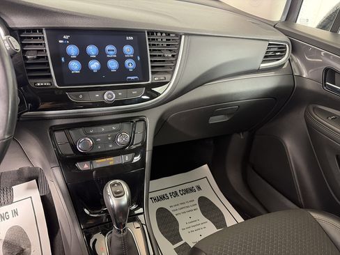 Used 2020 Buick Encore Preferred w/ Safety Package image 4