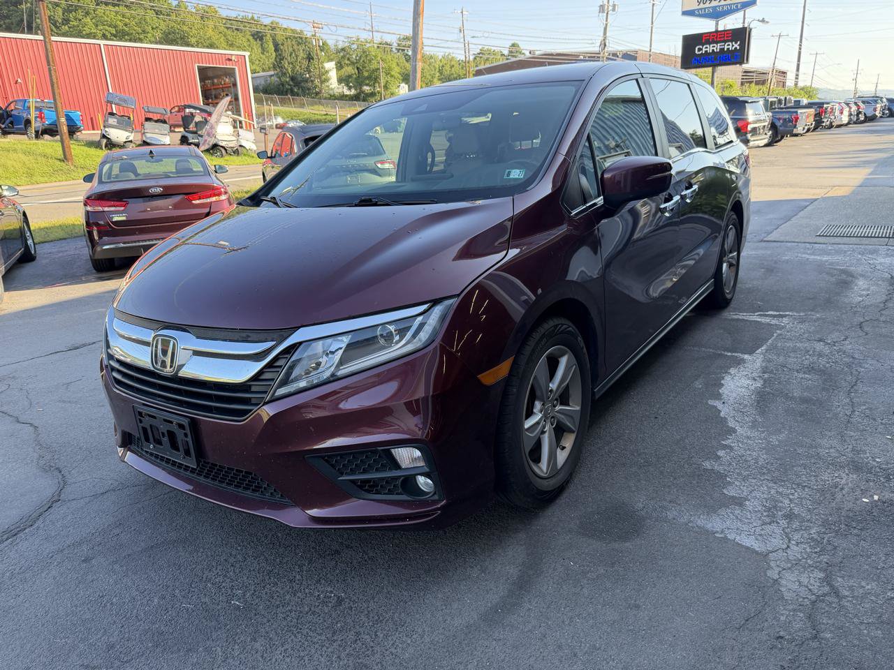 Used 2018 Honda Odyssey EX image 1