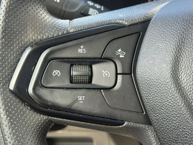 Used 2025 Chevrolet TrailBlazer LT w/ Driver Confidence Package FWD image 23
