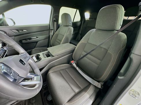 Used 2024 Honda Prologue EX image 13