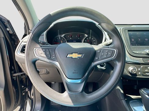 Used 2020 Chevrolet Equinox LT FWD image 11