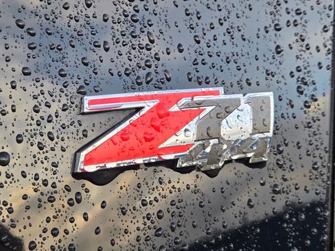 Used 2009 Chevrolet Tahoe LT w/ Luxury Package image 28