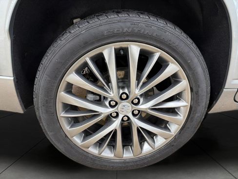 Used 2025 Buick Enclave Avenir w/ Super Cruise Package AWD/4WD image 50