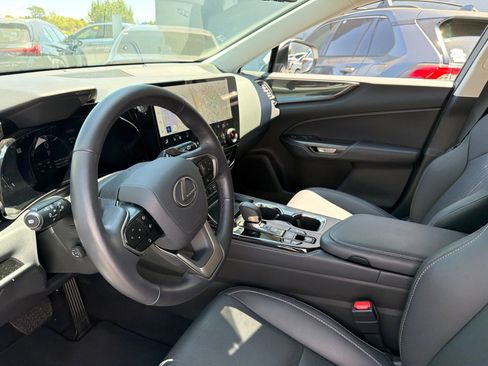 Used 2026 Lexus NX 350h AWD w/ Accessory Package (2T) image 5