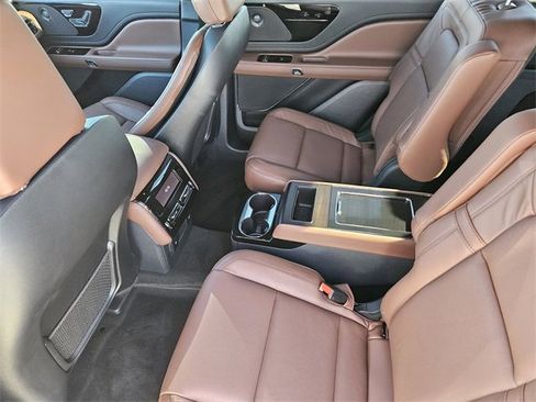 New 2026 Lincoln Aviator Reserve w/ Jet Appearance Package image 28