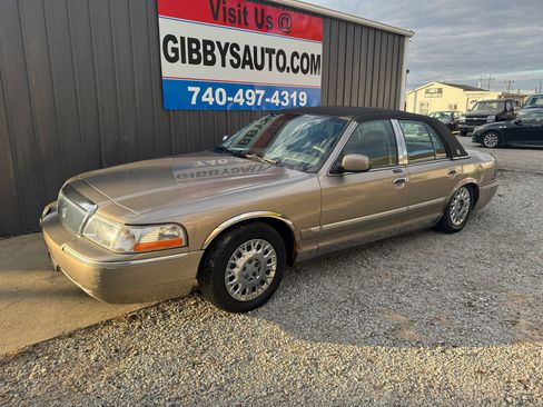 Used 2004 Mercury Grand Marquis GS image 1